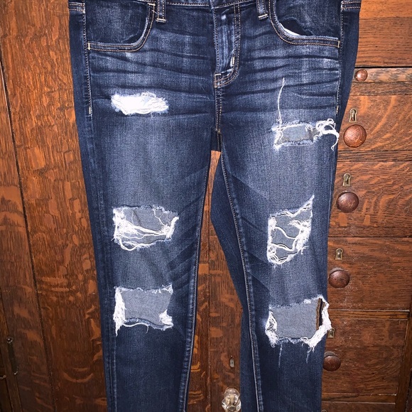 American Eagle Outfitters Denim - American Eagle Dark Wash Ripped Jean/ Jegging